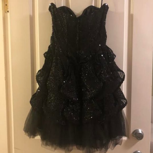 Betsey Johnson Dress - Picture 3 of 8